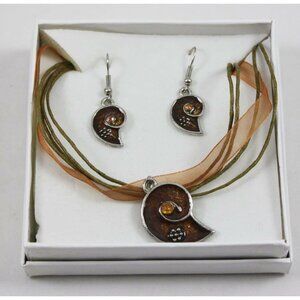 Enameled Fossil Shell Style Pendant 17in Necklace & Earrings Set